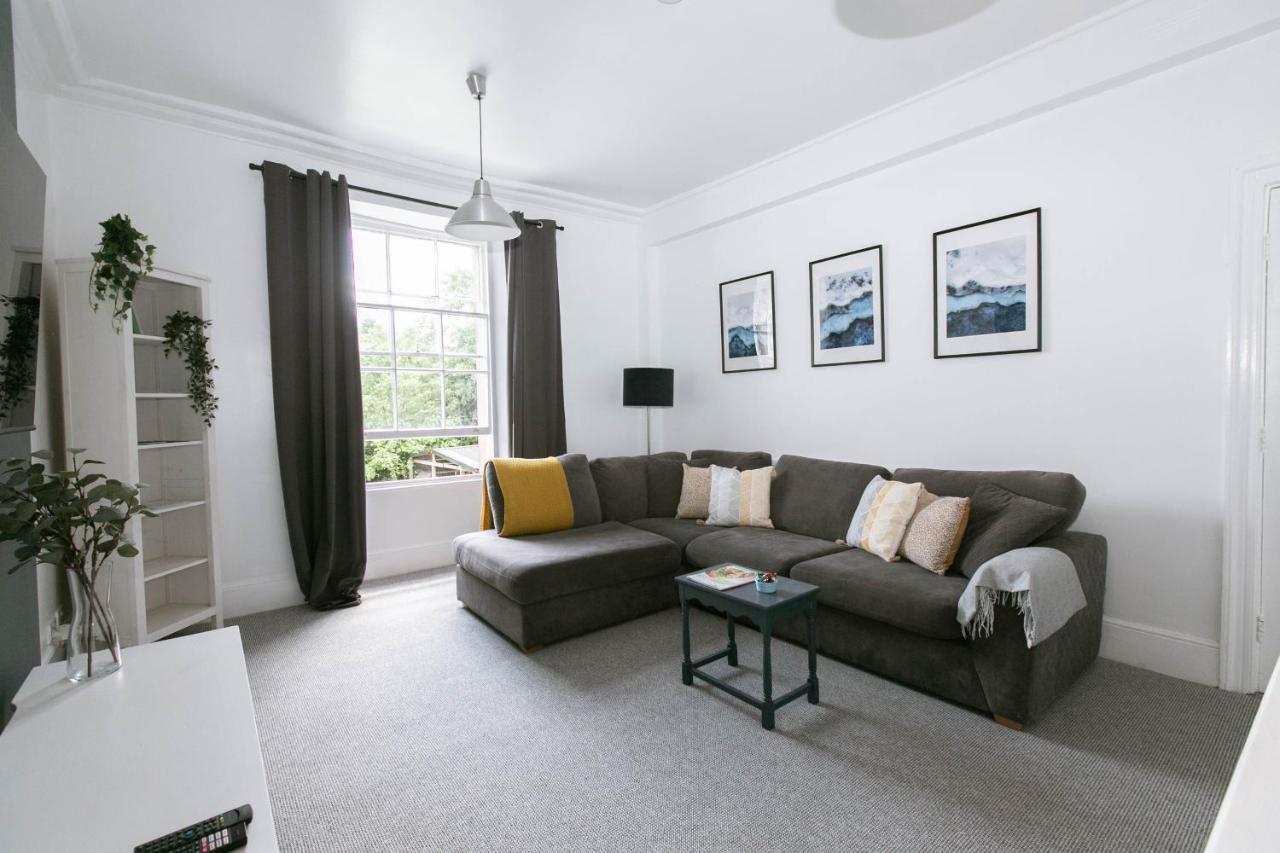 Spacious Apartment, Free Parking, Central Location Near To Uni, Hospital, Town Exeter Exterior foto