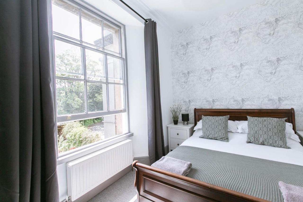 Spacious Apartment, Free Parking, Central Location Near To Uni, Hospital, Town Exeter Exterior foto